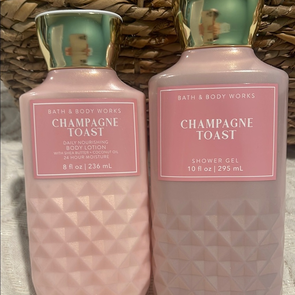 Bath & Body Works Champagne Toast Set - Picture 3 of 3